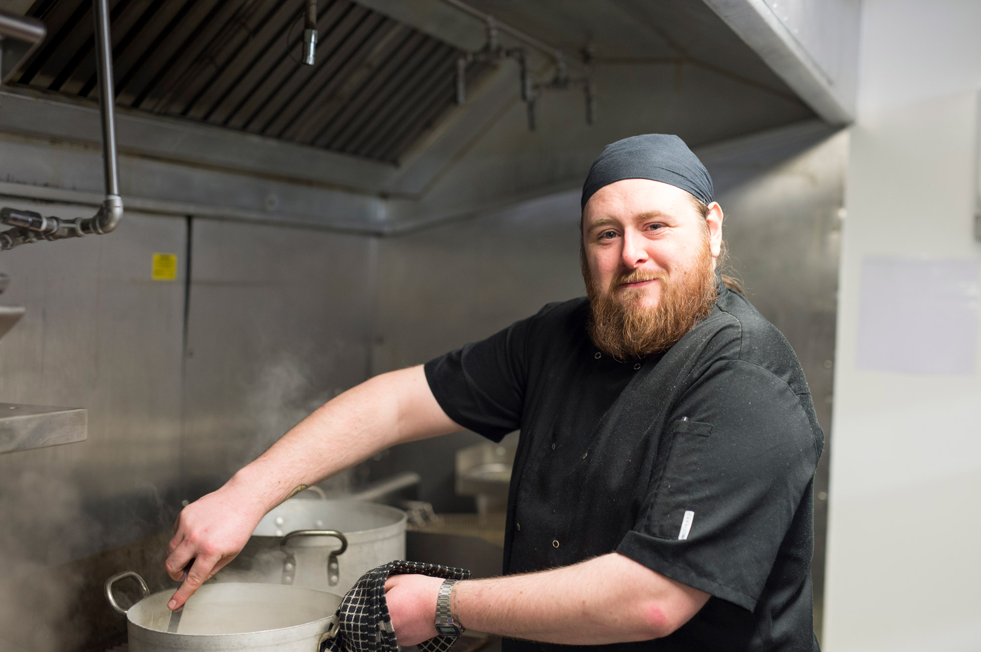 Kitchen Managers, Head Chefs and Second Chefs Kitchen Managers, Head Chefs and Second Chefs
