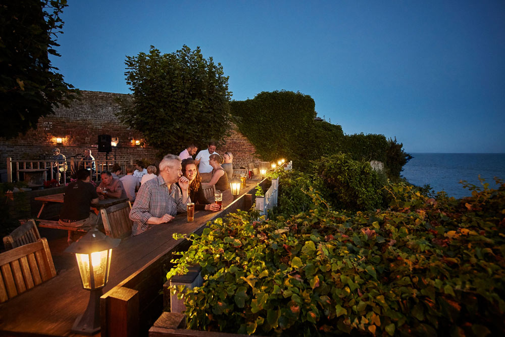 Belle Vue Tavern Ramsgate Garden by Night