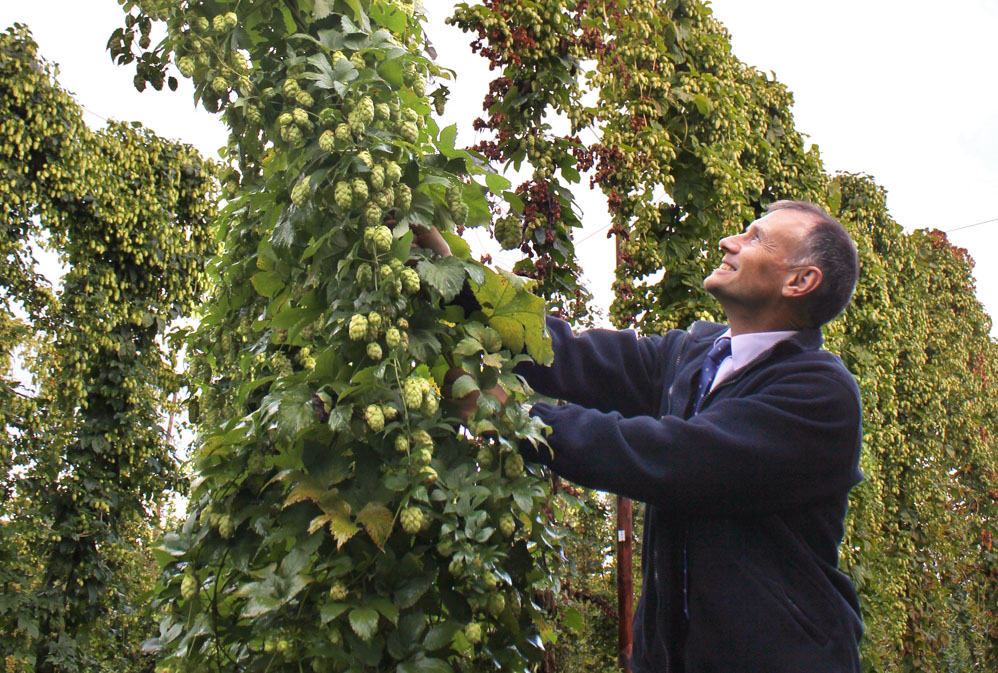 Head brewer Richard Frost