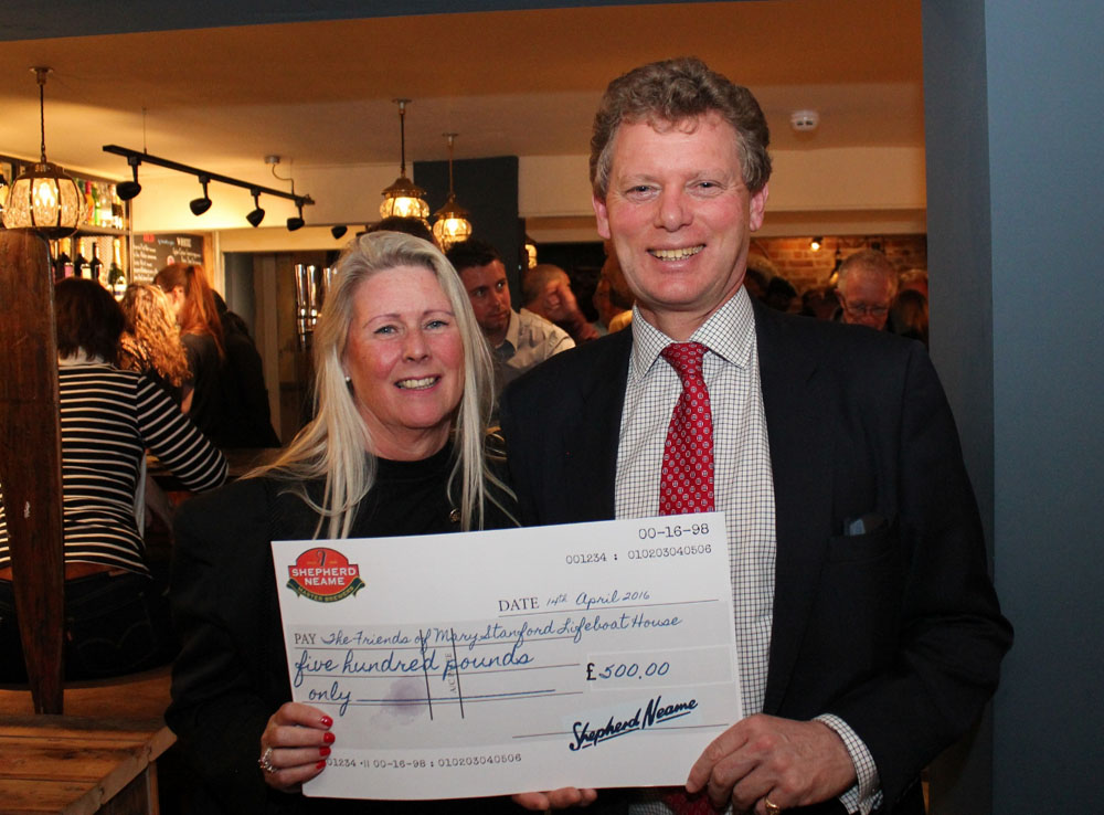 Official Opening of the William the Conqueror Rye 2016 - Jacqui Stanford with Jonathan Neame