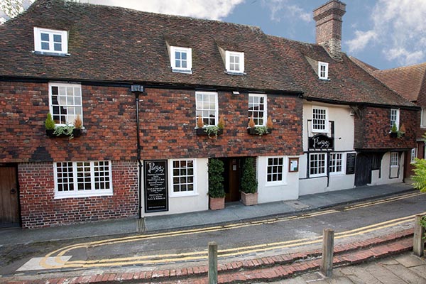 The Parrot Canterbury Exterior