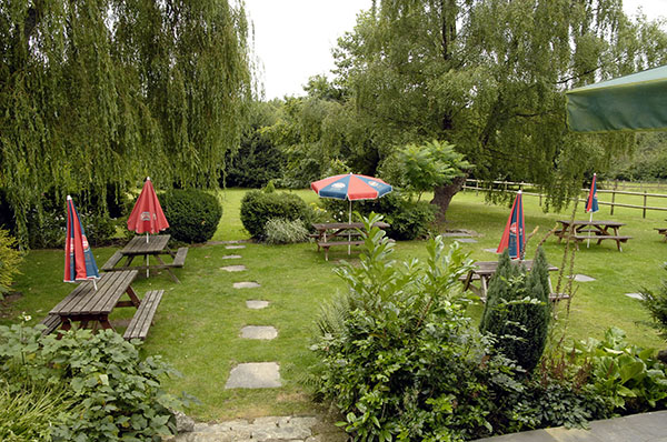 The Red Lion Chelwood Gate Beer Garden