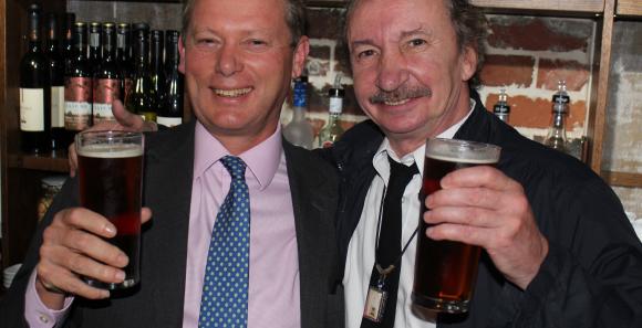 Patrick Murray joins Jonathan Neame at the official reopening of the Gardeners Arms, Higham