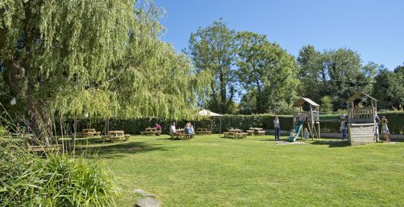 Plough, Upper Dicker, beer garden